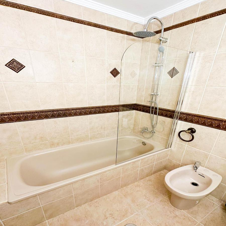 Apartament Catalina - Close To The Beach Естепона Екстериор снимка
