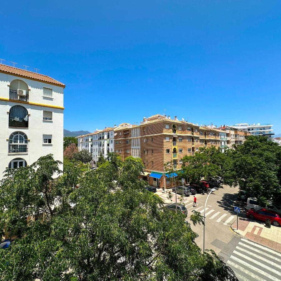 Apartament Catalina - Close To The Beach Естепона Екстериор снимка