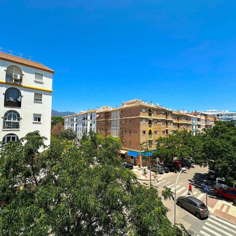 Apartament Catalina - Close To The Beach Естепона Екстериор снимка