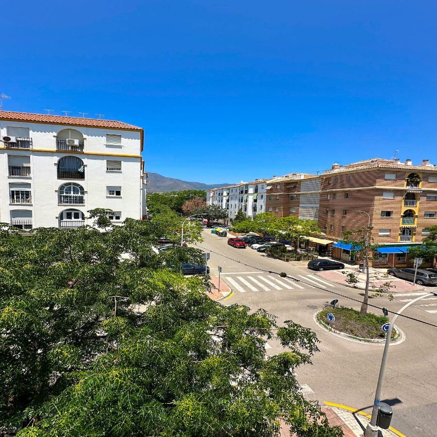 Apartament Catalina - Close To The Beach Естепона Екстериор снимка